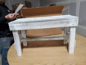 lot 18717 image: white rustic bench