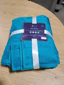 lot 18870 image: Trident 100% Cotton Towels 6 Piece Set - 2 Bath Towels 2 Washcloths 2 Face To...