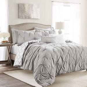 lot 18876 image: Ravello Pintuck Geo Reversible 7-Piece King Comforter Set Bedding