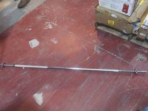 lot 2593 image: Weight Lifting Bar