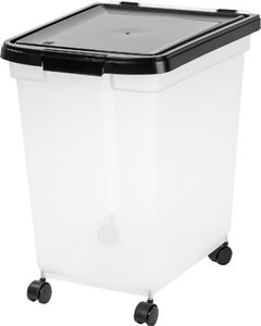 lot 2601 image: IRIS Airtight Pet Food Container
