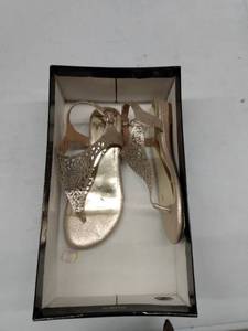 lot 33053 image: Thalia Sodi-MMG Imani Wedge, Size 5M