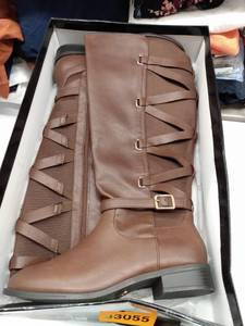 lot 33055 image: Womens TS35 Veronika Wide Calf Riding Boots, Cognac, 9 W US
