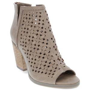 lot 33088 image: Sugar Vael 3 Booties Womens Shoes
