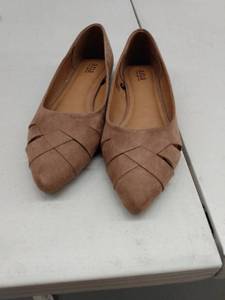 lot 33140 image: ANA Charm Shoes, Whiskey Color, Size 9.5M
