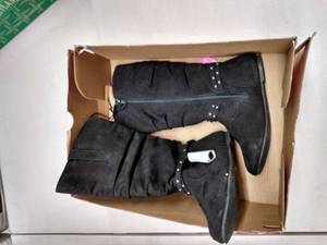 lot 33149 image: Arizona Cherry Boots, Color Black, Size 11M