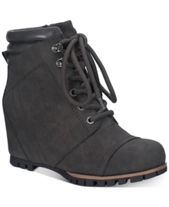 lot 33197 image: American Rag Lizzie Booties, Size 10M