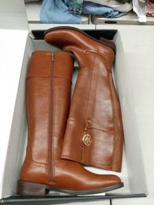 lot 33230 image: Tommy Hilfiger Womens Imina Riding Boots Womens Shoes, Size 6M