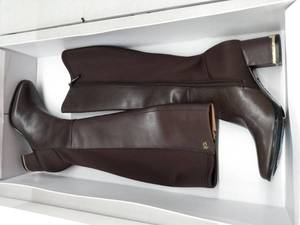 lot 33237 image: Calvin Klein Womens Freeda Tall Boots Womens Shoes, Size 5M