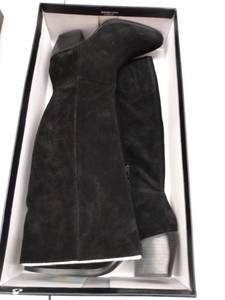 lot 33246 image: Womens Naturalizer Fae Tall Boot, Size 8 Regular Calf M - Black