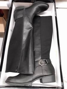 lot 33262 image: Alfani Womens Step N Flex Kallumm Boots, Size 7M