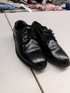 lot 33284 image: Stacy Adams Dress Shoes, Size 1M