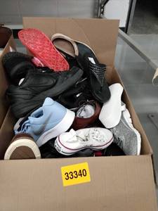 lot 33340 image: Box of Miscellaneous Mismatched Shoes