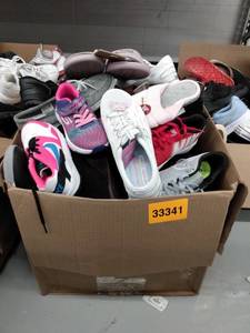 lot 33341 image: Box of Miscellaneous Mismatched Shoes