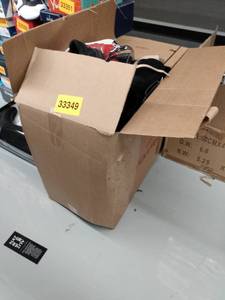 lot 33349 image: Box of Miscellaneous Mismatched Shoes