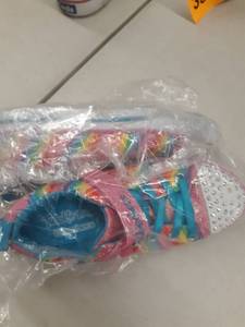 lot 33388 image: Twinkle toes sketchers size 13C