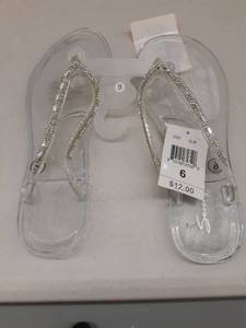 lot 33397 image: Jelly Bean flip flops clear size6