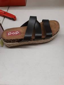 lot 33448 image: POP FANATIC BLACK SIZE 6.5