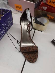 lot 33476 image: WOR BECKWITH LEOPARD SIZE 8