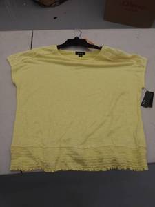 lot 29074 image: womens xl shirt