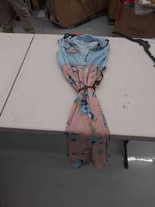 lot 29113 image: juniors medium dress