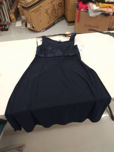 lot 29114 image: womens 8 dress
