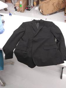 lot 29131 image: mens suit jacket size unknown