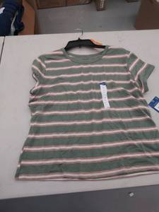 lot 29189 image: womens XXL top