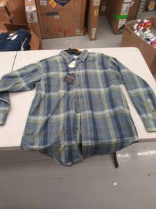 lot 29197 image: mens medium shirt