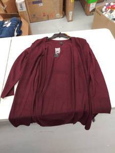 lot 29214 image: womens XXL sweater