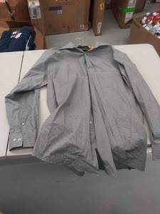 lot 29222 image: mens XL tall fit shirt