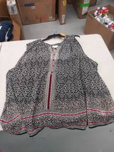 lot 29224 image: womens 5x shirt