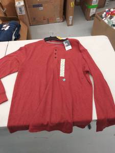 lot 29229 image: mens XXL shirt