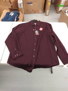 lot 29247 image: mens XL long sleeve