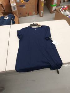 lot 29251 image: womens large tall top
