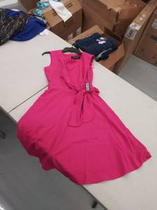 lot 29253 image: womens 6 dress