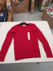 lot 29260 image: womens small sweater