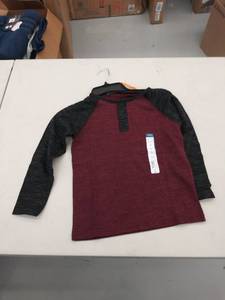 lot 29261 image: boys 8 long sleeve