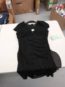 lot 29262 image: womens 16 dress