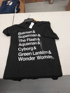 lot 29272 image: small t shirt