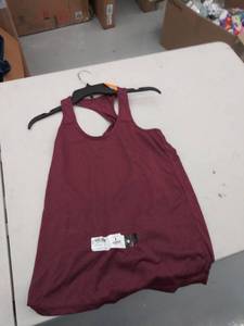lot 29274 image: womens x small tank- dirty