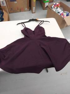 lot 29276 image: womens 3 dress