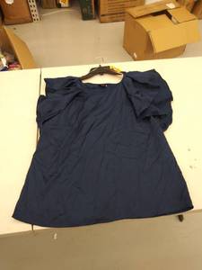 lot 29291 image: womens large top- stained