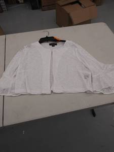 lot 29294 image: girls xl sweater