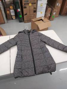 lot 29304 image: womens medium jacket
