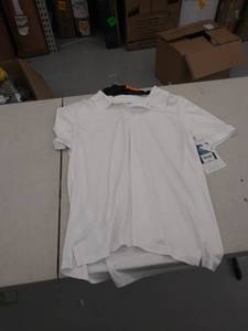 lot 29306 image: mens XL shirt