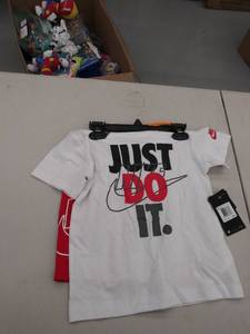 lot 29307 image: boys lg size 7