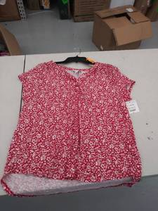 lot 29311 image: womens xl top
