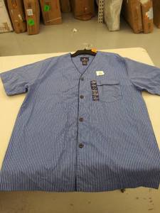 lot 29359 image: mens medium sleep shirt