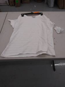 lot 29366 image: womens large top- stained
